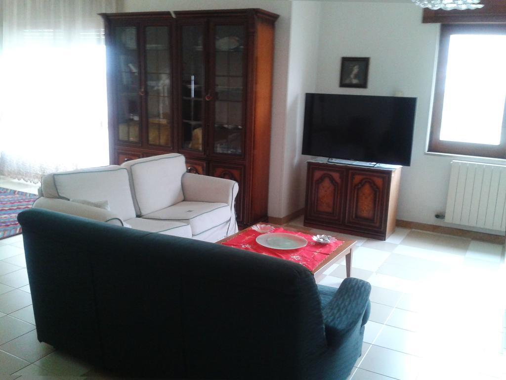 Appartamento In Villa Virginia Fino A 10 Ospiti Мондрагоне Номер фото
